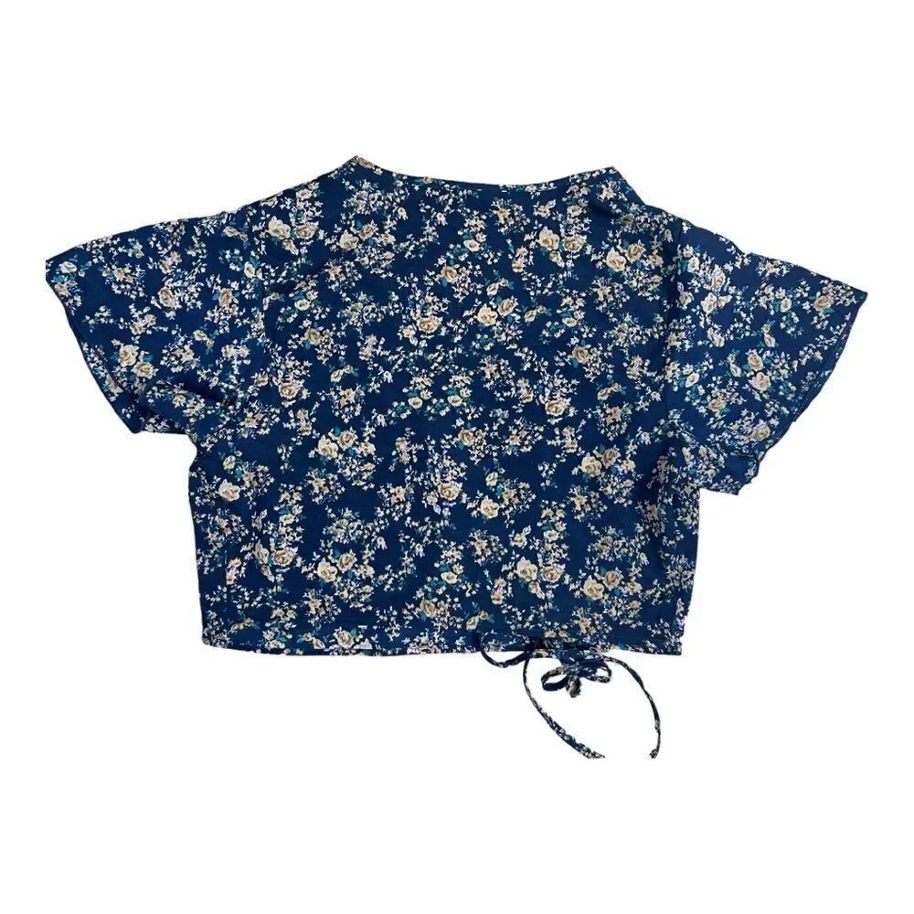 Shein Blue Floral Wrap Flutter Sleeve Top Women’s Size XL Lightweight EUC
